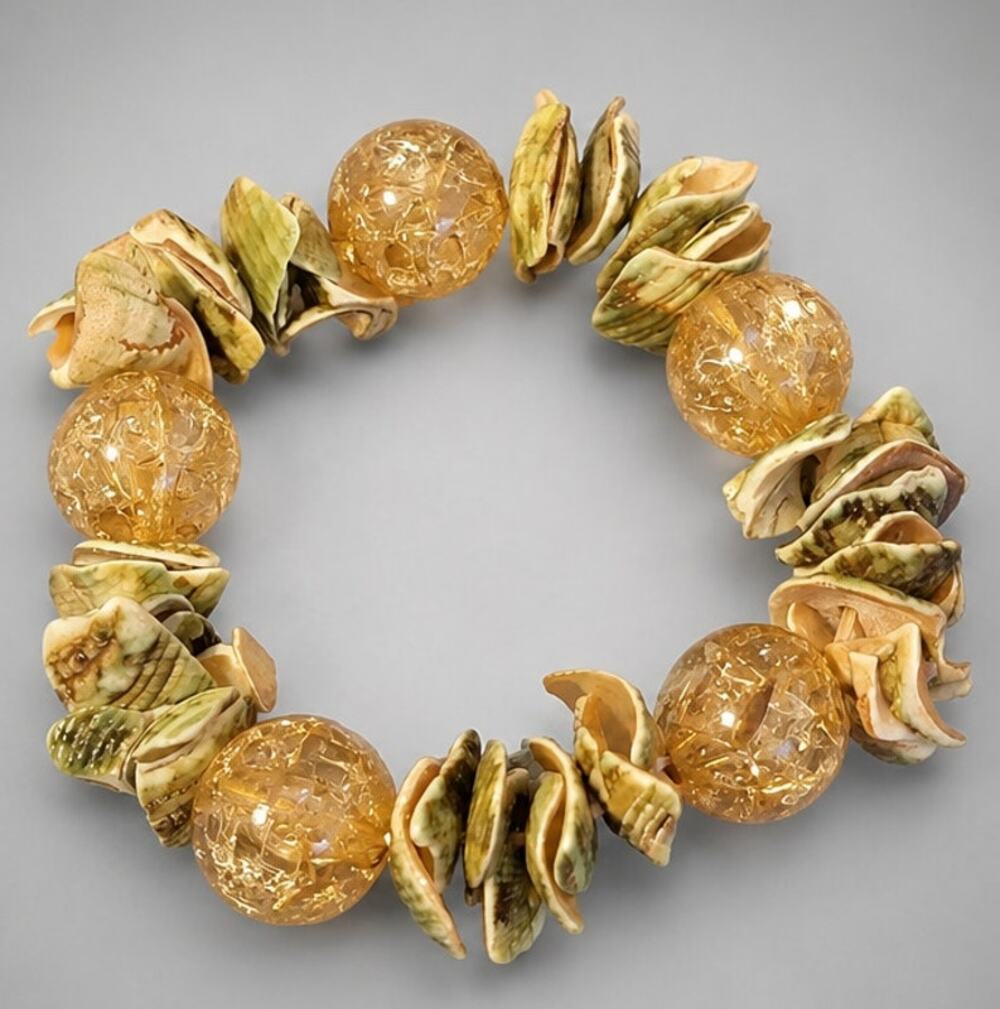 Vintage Gold Confetti Lucite & Green Shell Chunky Stretch‎ Beaded Bracelet sbr-1